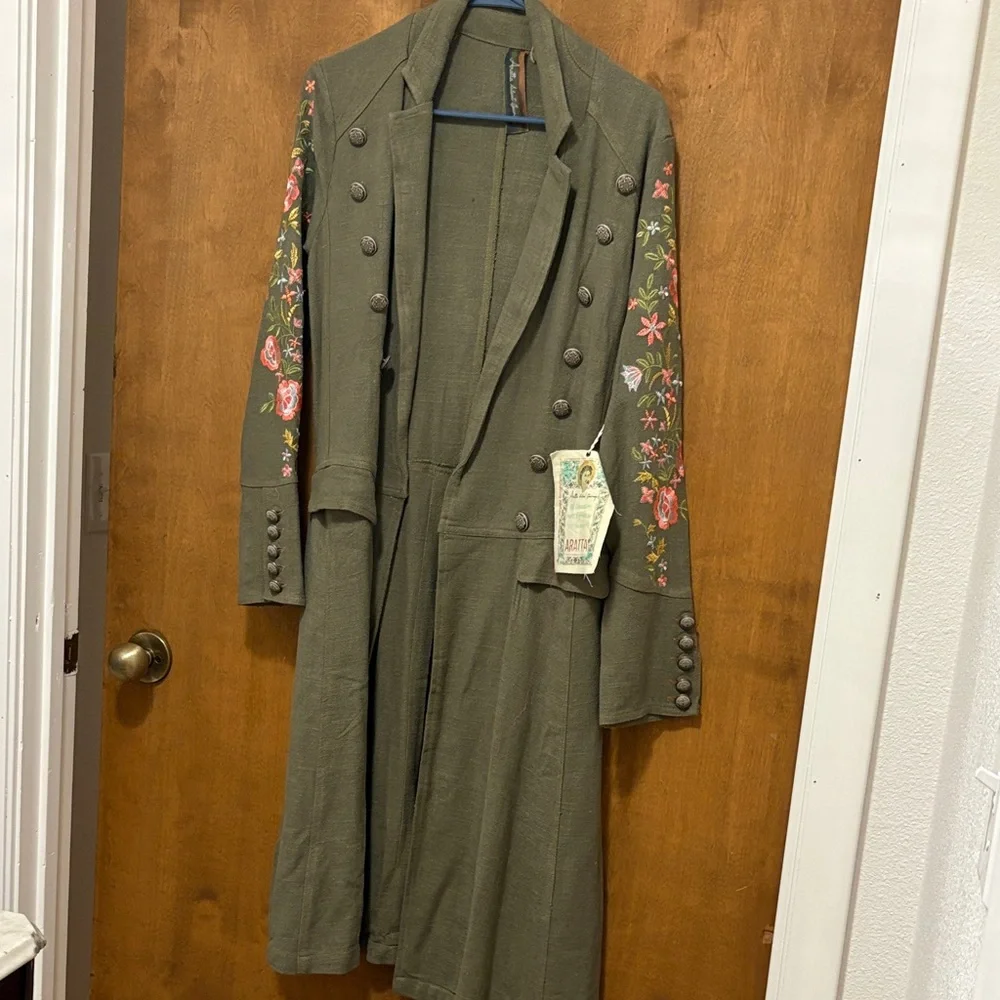 109. Aratta Olive Green Floral Embroidered Coat - Picture 1 of 2